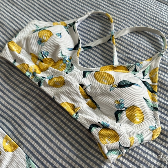 Jessica Simpson Lemon Bikini Set - Picture 8 of 8